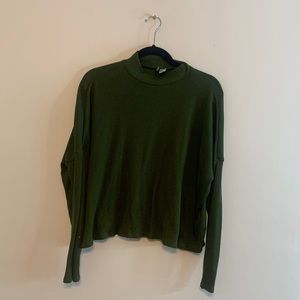 H&M Green Turtleneck Ribbed Sweater